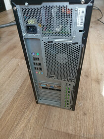 Workstation Fujitsu Celsius R930N - 3