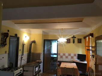 Prodej rodinného domu 2+1 v Radňově. - 3