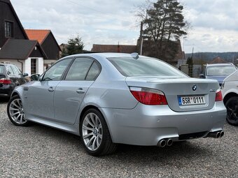 BMW M5 E60 V10 (NUTNO ČÍST-VIDĚT) 2005 ORIG STAV - 3
