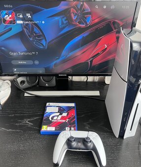 PS5 s mechanikou Slim 1TB + hra GT7 - 3