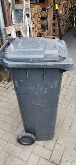 Plastová popelnice 120l na kolečkách. - 3