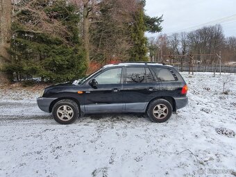 Prodam Hyundai Santa Fe CRDI 4x4,najeto 250 000 km,rok výrob - 3