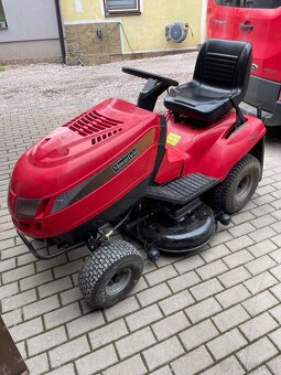 Prodám zahradní sekáci traktůrek - 3