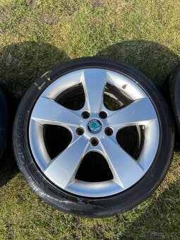Alu kola 5x112 R17 originál Škoda - 3