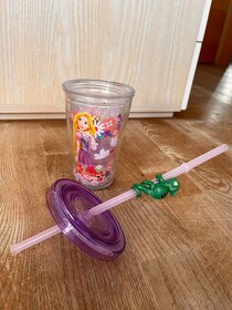 Tumbler Disney kelimek Locika, Na vlásku - 3