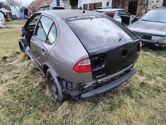 Prodám zbyttky z Seat Leon ARL - 3