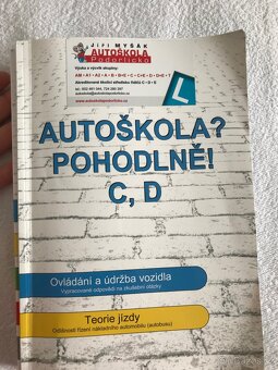 Učebnice autoškoly - 3