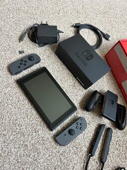 Nintendo Switch - 3