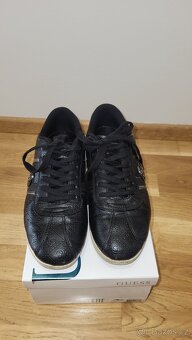 Guess tenismy - 3