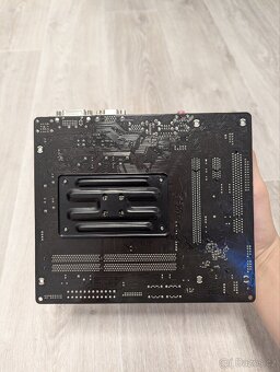 Základní PC deska asrock - 3