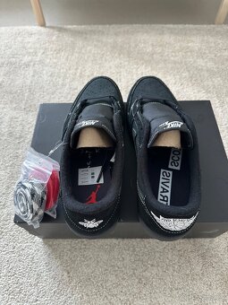 Jordan 1 Retro Low OG SP Travis Scott Black Phantom - 3
