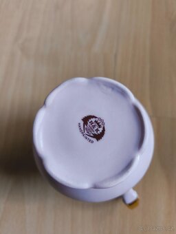 Růžový porcelán značený hrnek - 3