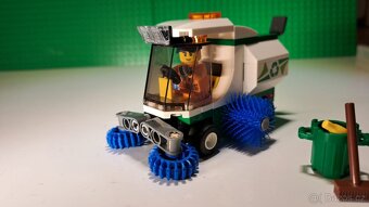 LEGO 60249 City Čistící vůz - 3