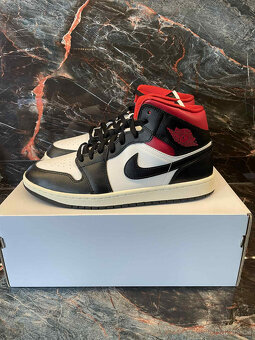 Jordan 1 Mid Gym Red Panda 44 - 3