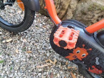 Dětské kolo BTWIN 14 + přídavná kolečka+ vodici tyč+ košík - 3