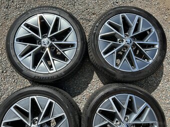 Alu orig letní sada Škoda Pulsar 5x112 7J ET46 225/45 R17 - 3
