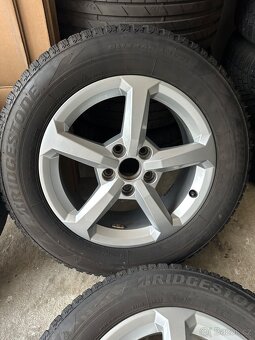 Použita zimní sada Audi 5x112 - R16 - 215/60/16 - 3