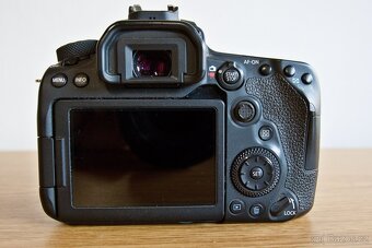 Canon eos 90D - 3