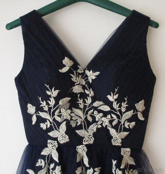 Dámské společenské šaty Chi Chi London S 36 nové - 3