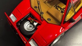 Lamborghini Countach LP 400 Kyosho model 1/18 - 3