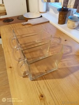 Skleněné dózy - 3