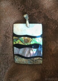 Prodám originální perleťový přívěsek - 3