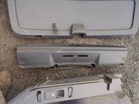 Výplně, plasty a koberce kufru Škoda Octavia III kombi - 3