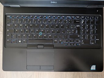 ▼DELL Latitude 5590 - 15,6" / i5-7300U / 8GB / SSD / ZÁR▼ - 3