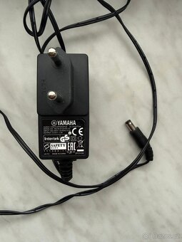 Mix pultík YAMAHA MG06 - 3