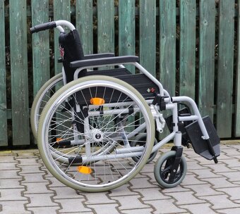 073-Mechanický invalidní vozík B+B. - 3