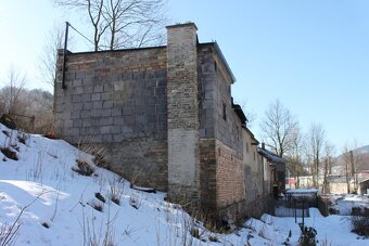 Garáž Desná - pronájem - 3