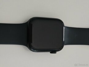 Apple Watch 8, 45 mm, verze BT - 3