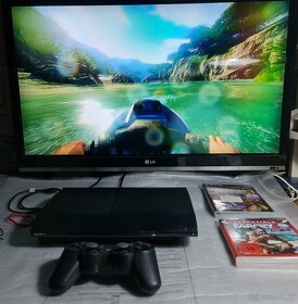 PlayStation 3 SuperSlim a 2 hry - 3