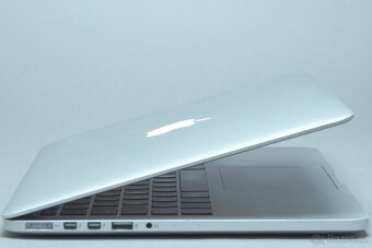 ZÁRUKA/Macbook Pro 13.3" CTO/I7 3.1GHZ/16GB RAM/512GB SSD/C - 3