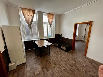 Pronájem bytu 2+1 ( 58 m2 ), Sokolovská, Karlovy Vary - 3
