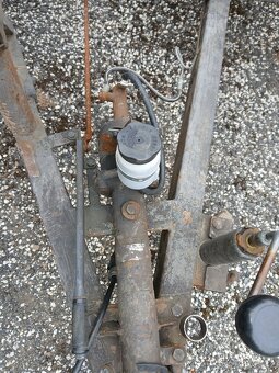 Podvalnik na převoz aut - 3