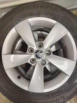 SADA KOMPLETŮ AL. 5,5 J x 15 ET 40 - 5 x 100 na Š.FABIA IV - 3