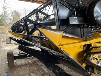 Kombajnová lišta New Holland Varifeed 7,3 m - 3