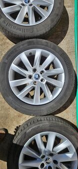 Alu kola Škoda Superb Stratos r17 215/55 - 3