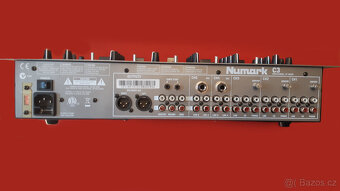 Numark C3 19“ DJ mixpult - 3