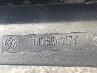 VW Golf 3 organizér na kazety do středového tunelu FISCHER - 3
