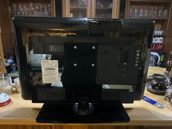 LCD SHARP 61cm ve vynikajícím stavu - 3