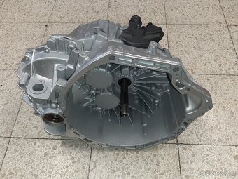 Převodovka Trafic Vivaro NV300 1.6 dCi PF6044 - 3