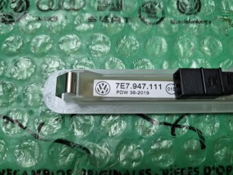 LED světlo do interiéru VW Transportér, Multivan T5 , T6 7E7 - 3