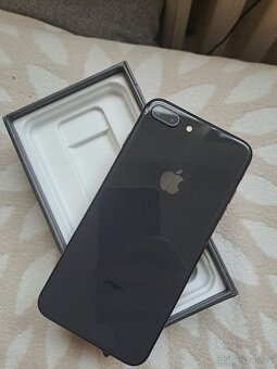 iPhone 8 Plus - 3