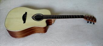 Predam akusticku gitaru LAG T70DC. - 3