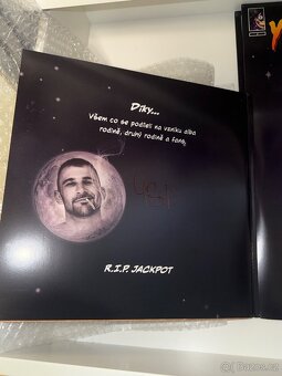 Yzomandias vinyl podepsaný - 3