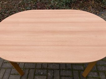 Jídelní stůl - 3