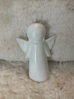 Dekorační anděl – čistě bílý - 3