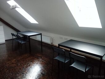 PRONÁJEM V RD BRNO-STŘED-PODKROVNÍ BYT - 3